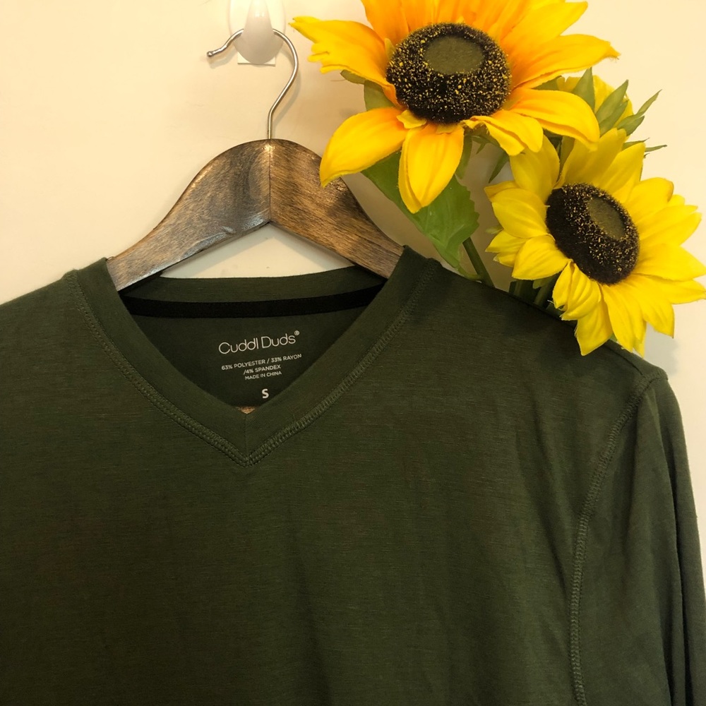 🌻Cuddle Duds Top🌻